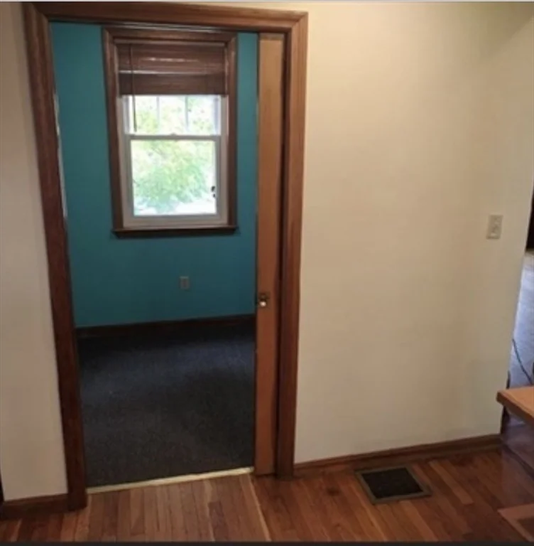 36 West St, West End