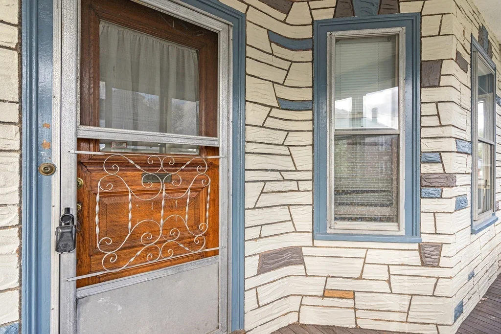 9 Marshall St, Medford