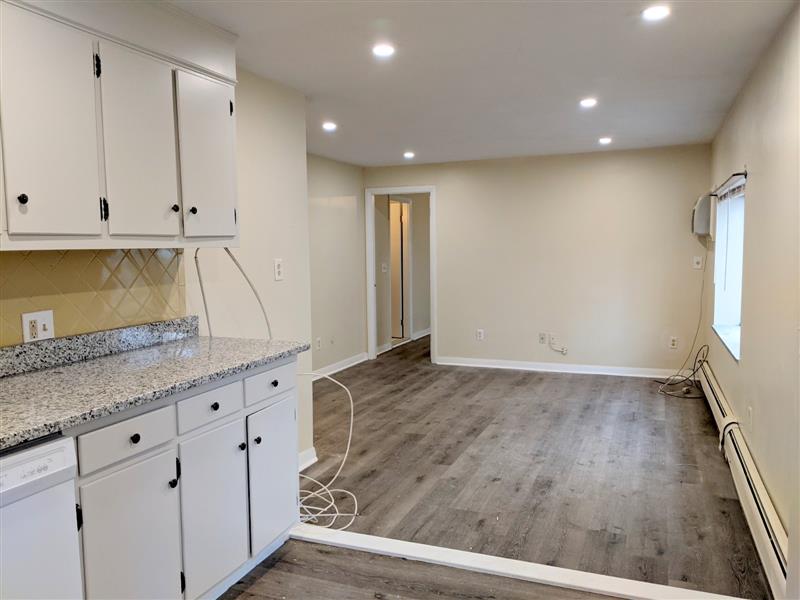 86 Newbury St, Teele Square