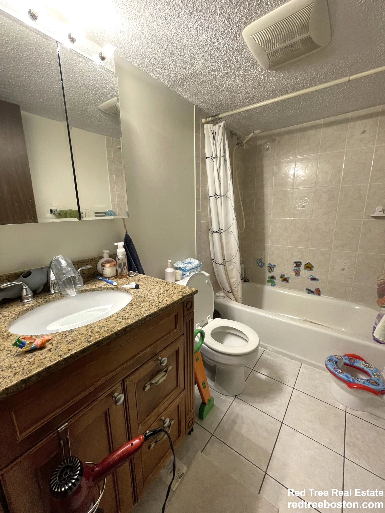 125 Pleasant St, North Brookline