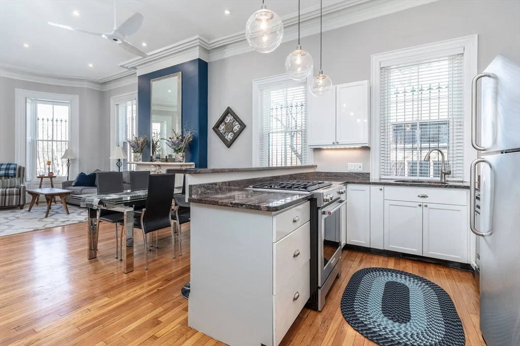 748 Tremont St, South End