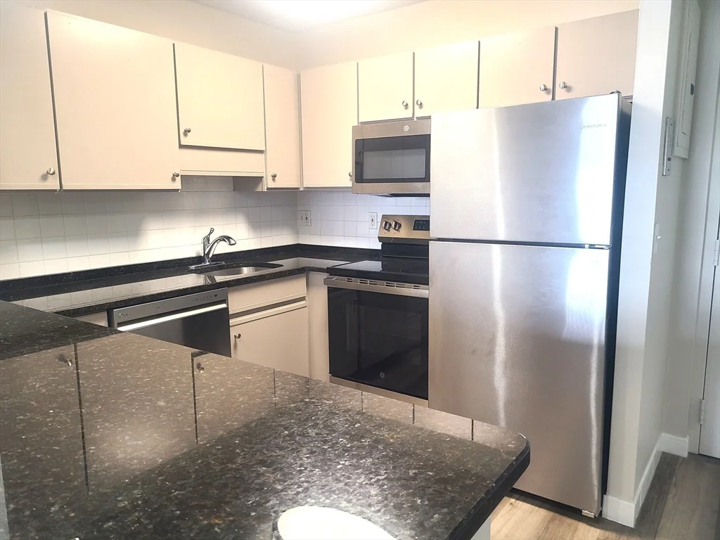 576 Washington St, Weymouth