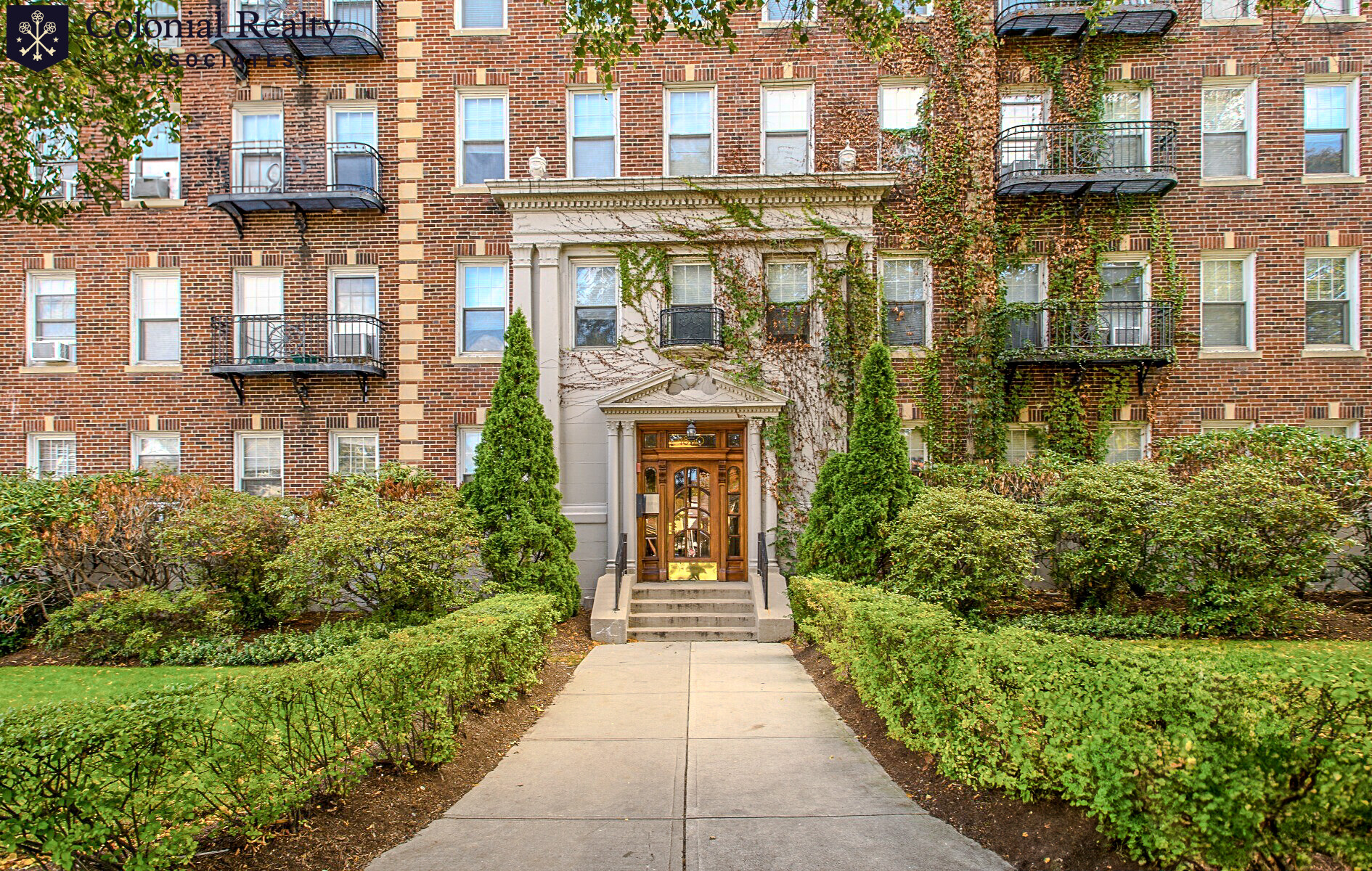 1850 Commonwealth Ave, Brighton