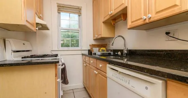 154 Magazine St, Cambridgeport