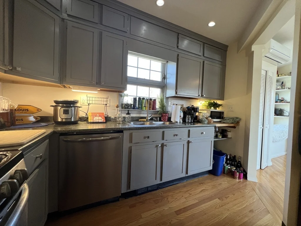 340 Putnam Ave, Cambridgeport
