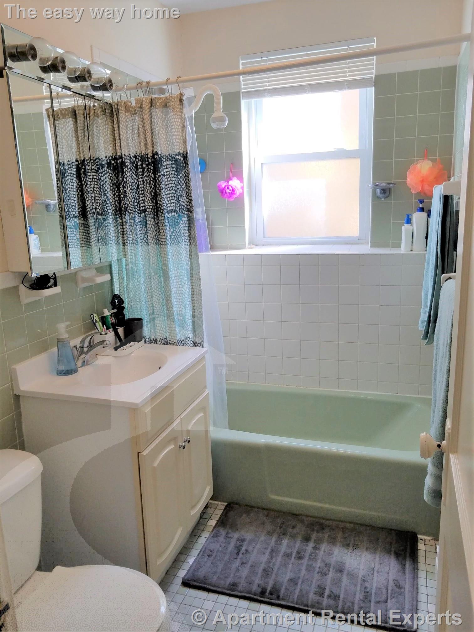 402 Highland Ave, Davis Square