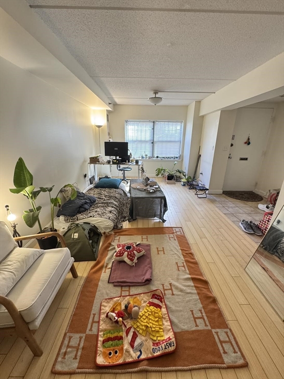 108 Peterborough St, Fenway