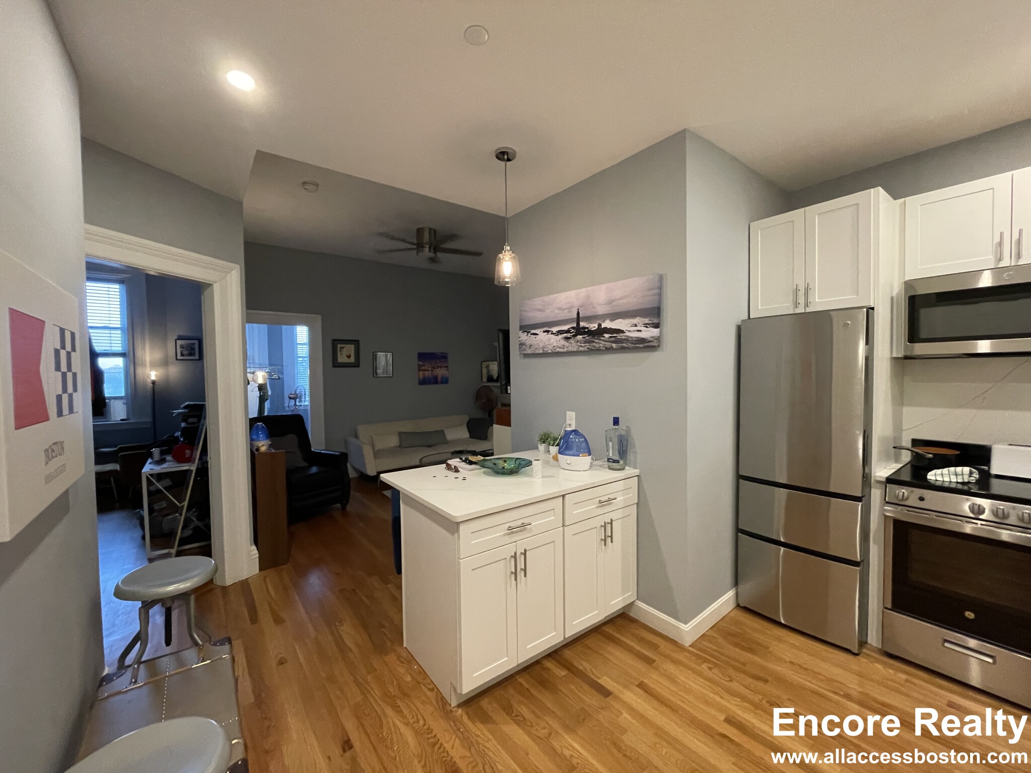 464 Beacon St, Back Bay