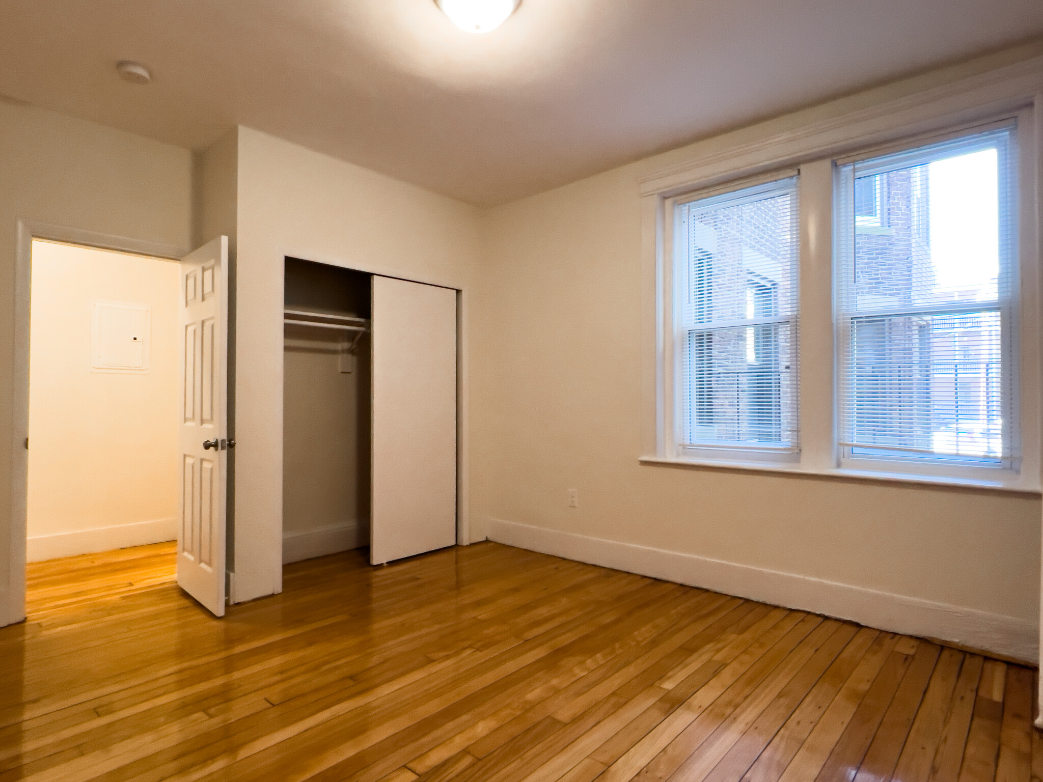 215 Harvard Ave, Brighton