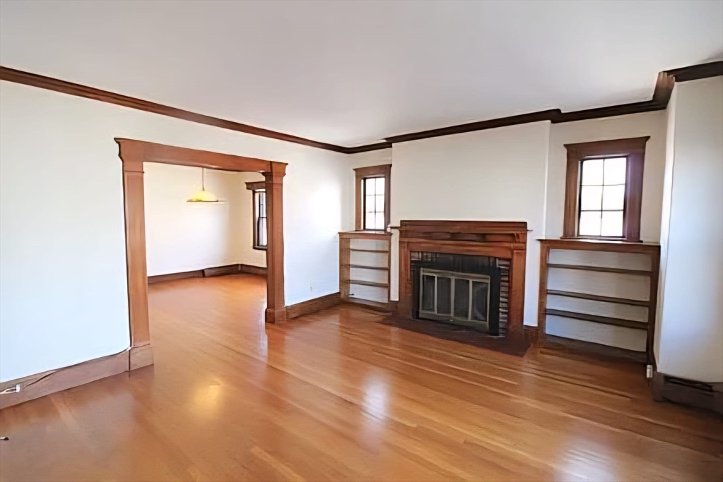 35 Commonwealth St, Watertown