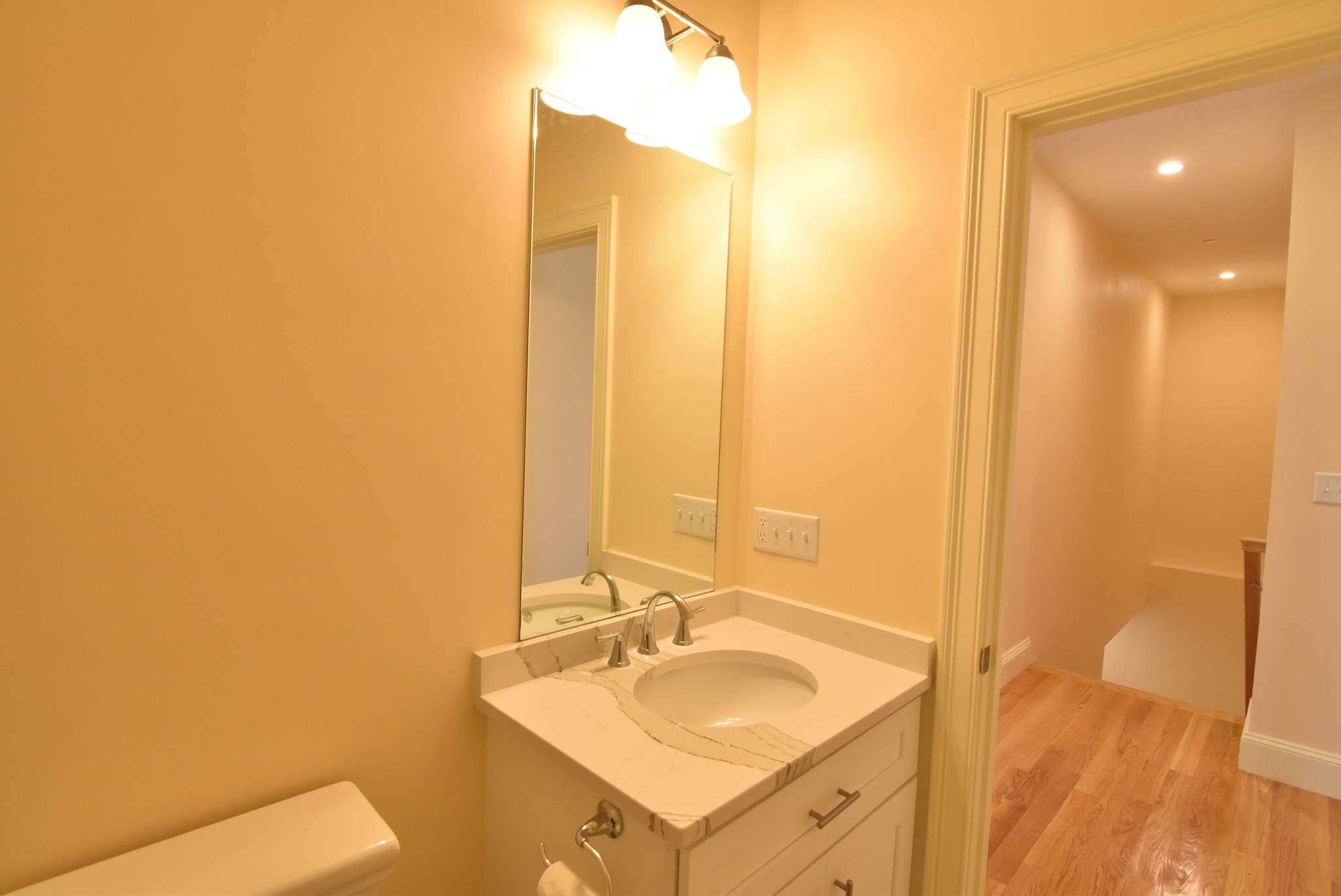 7B Sparhawk, Brighton