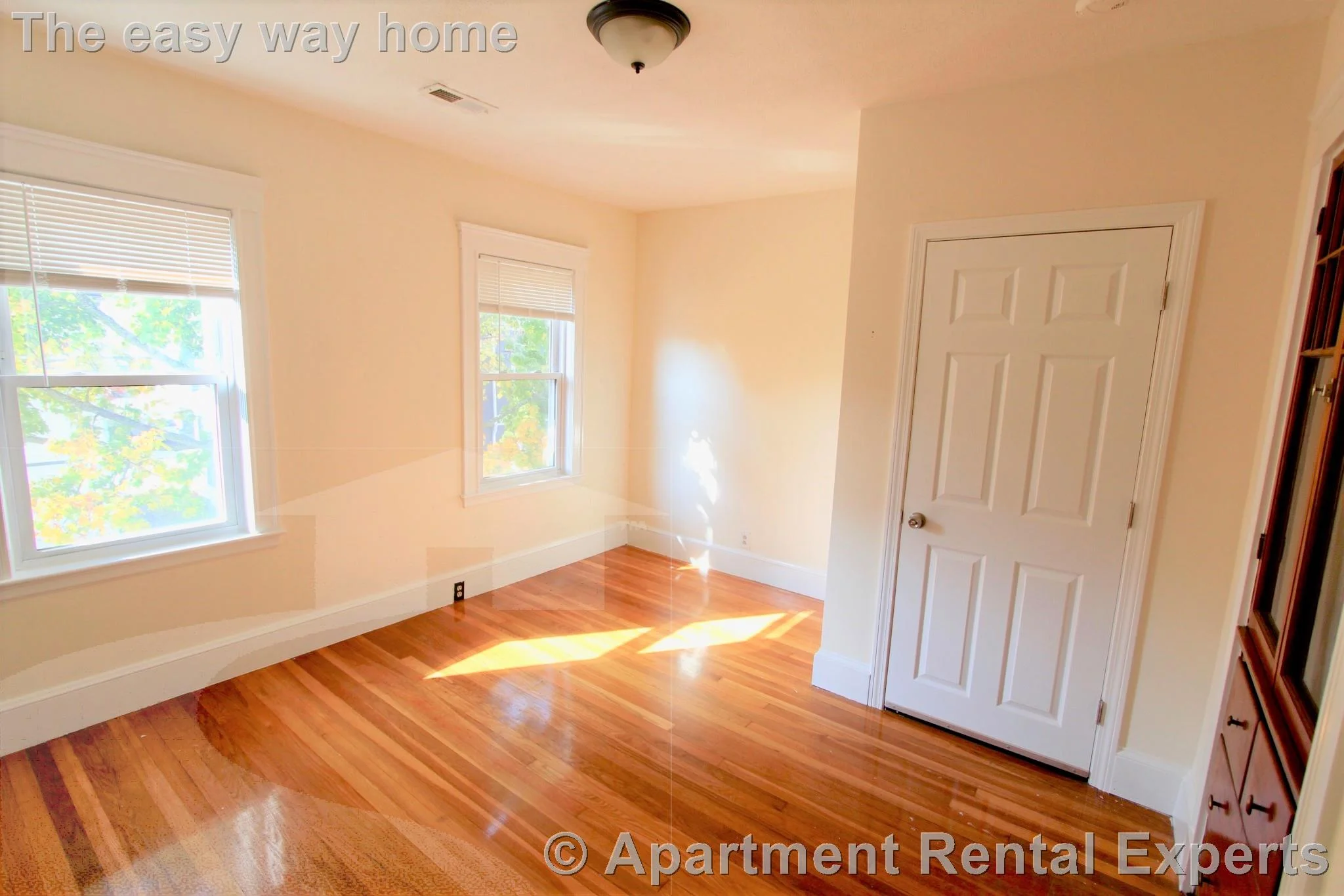 15 Taylor St, Tufts