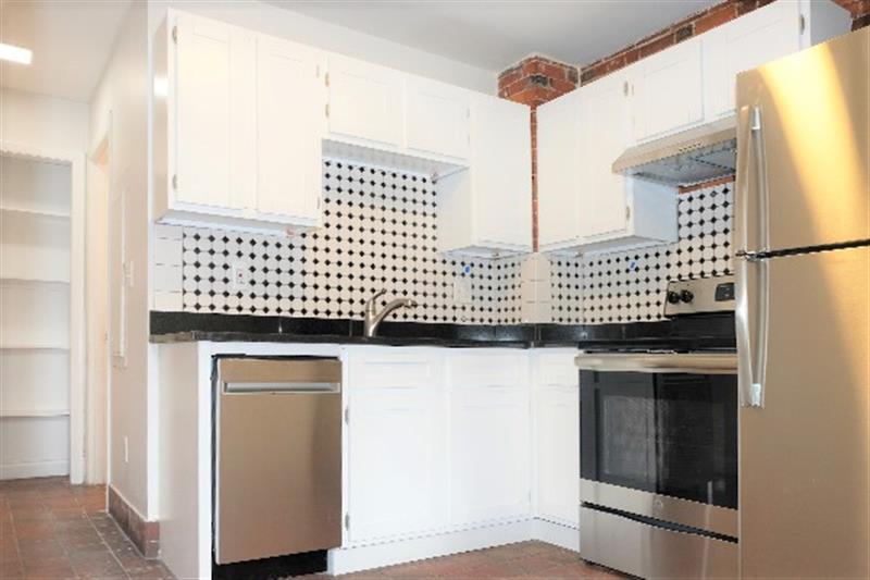 162 Broadway, East Somerville