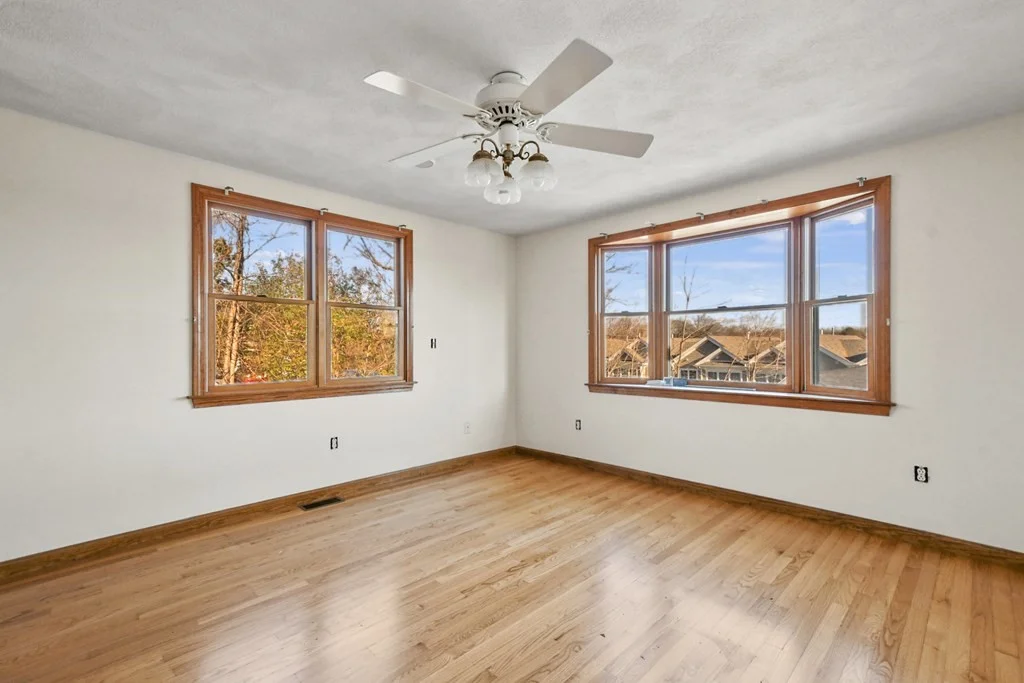 72 Cambridge Rd, Woburn