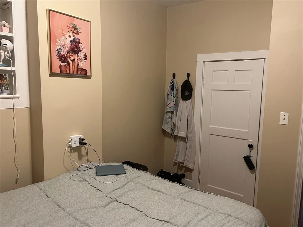 16 Wave Way, Winthrop