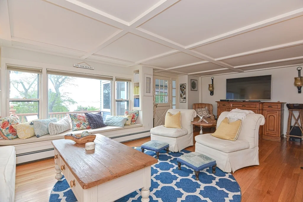 93 Granite St, Rockport