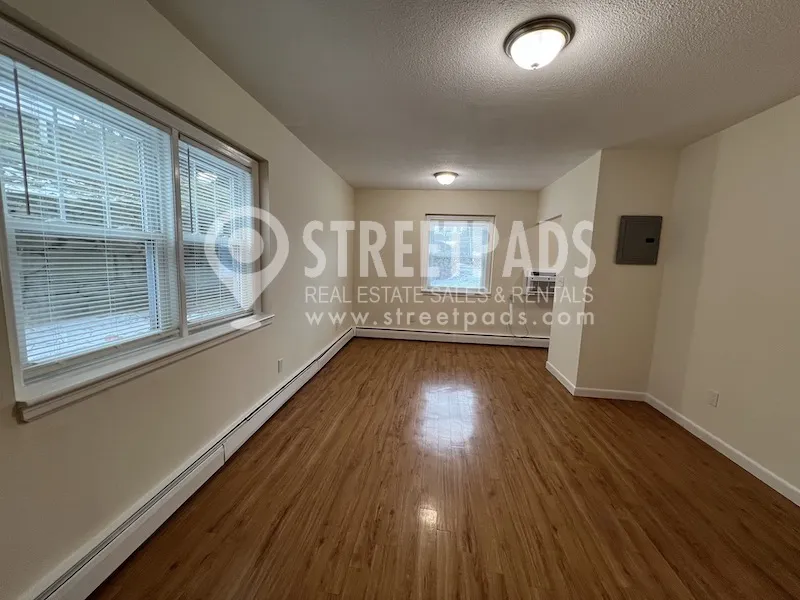 2018 Commonwealth Ave, Brighton