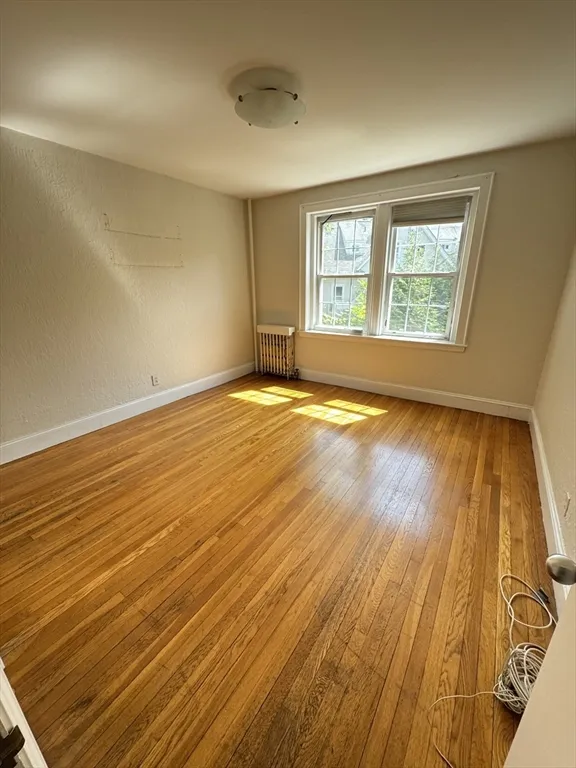 90 Kilsyth Rd, Brighton