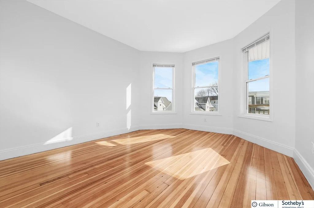 9 Hansborough St, Dorchester