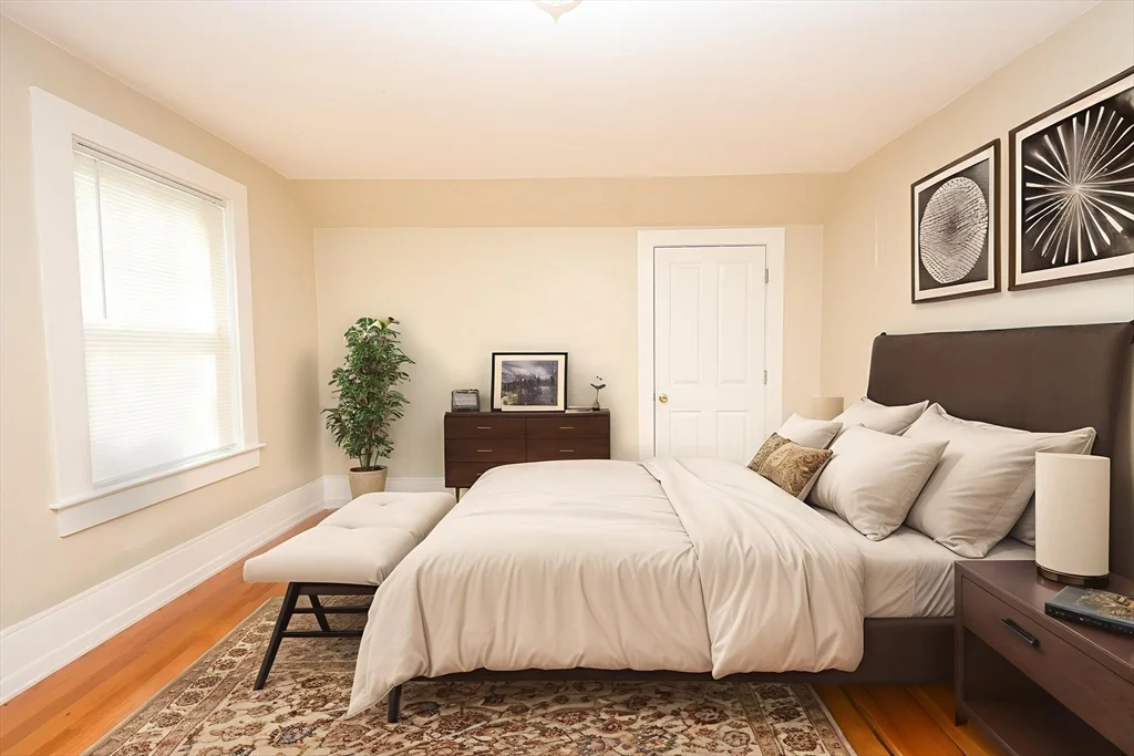 50 Front St, Braintree