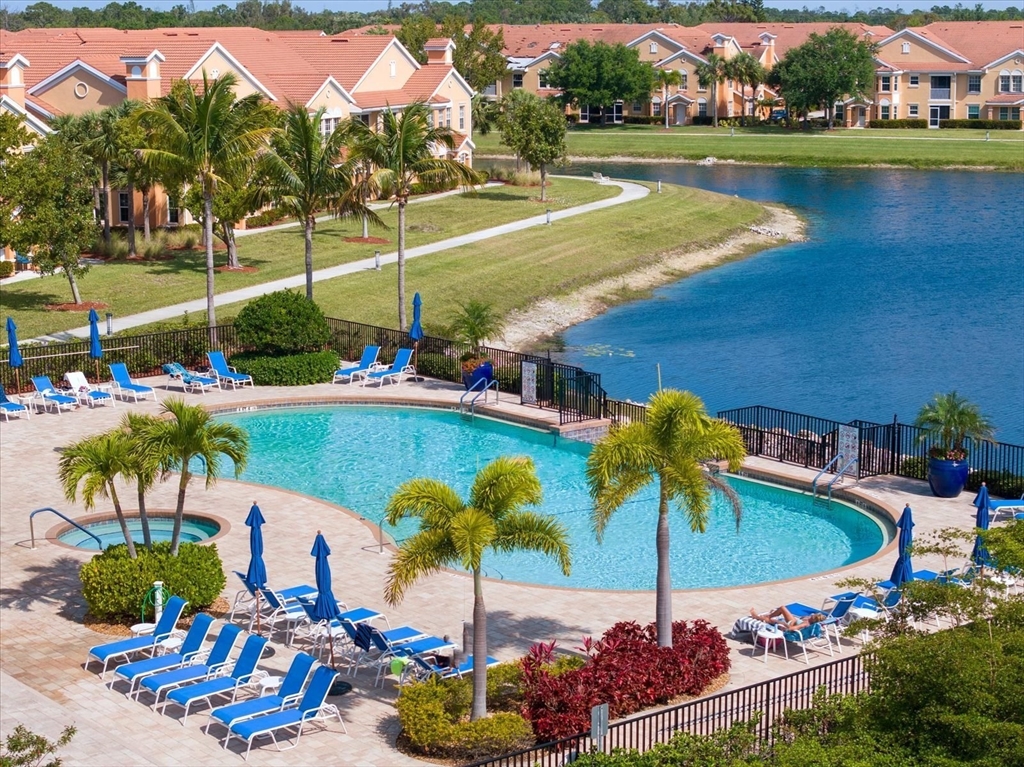 1757 Concordia Lake Circle, Cape Coral