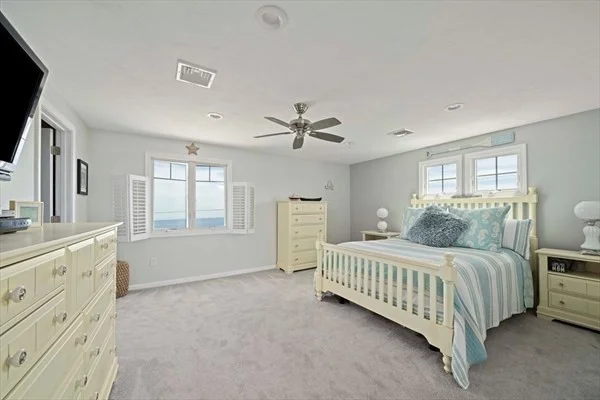 131 Glades, Scituate