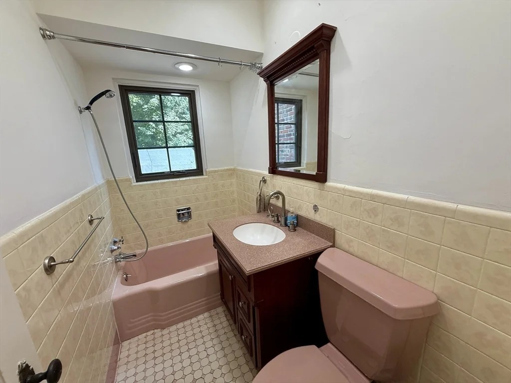 15 Winthrop Rd, Brookline