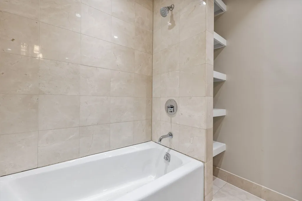 410 Boylston St, Back Bay