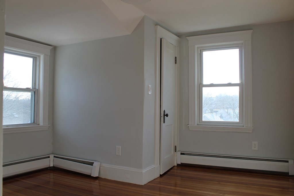 1014 South St, Roslindale