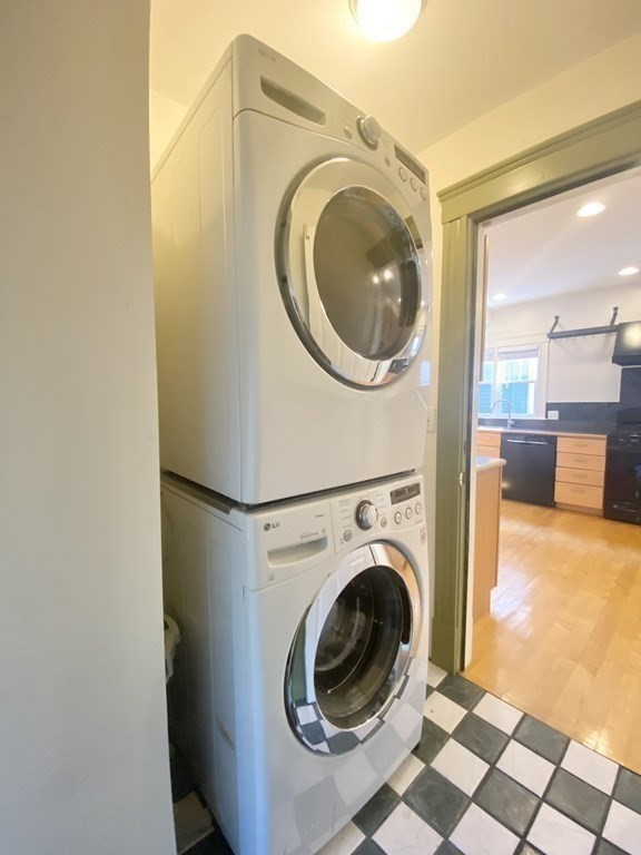 81 Benton, Powder House Square