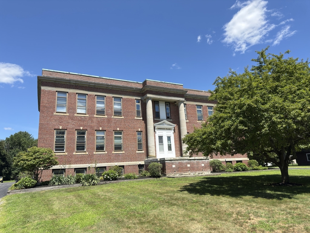 280 Village St, Medway