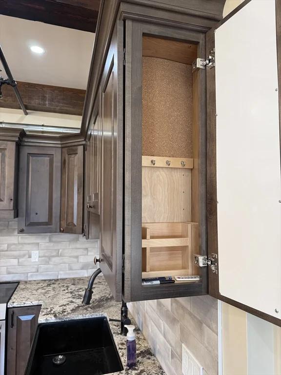 80 Foster St, Peabody