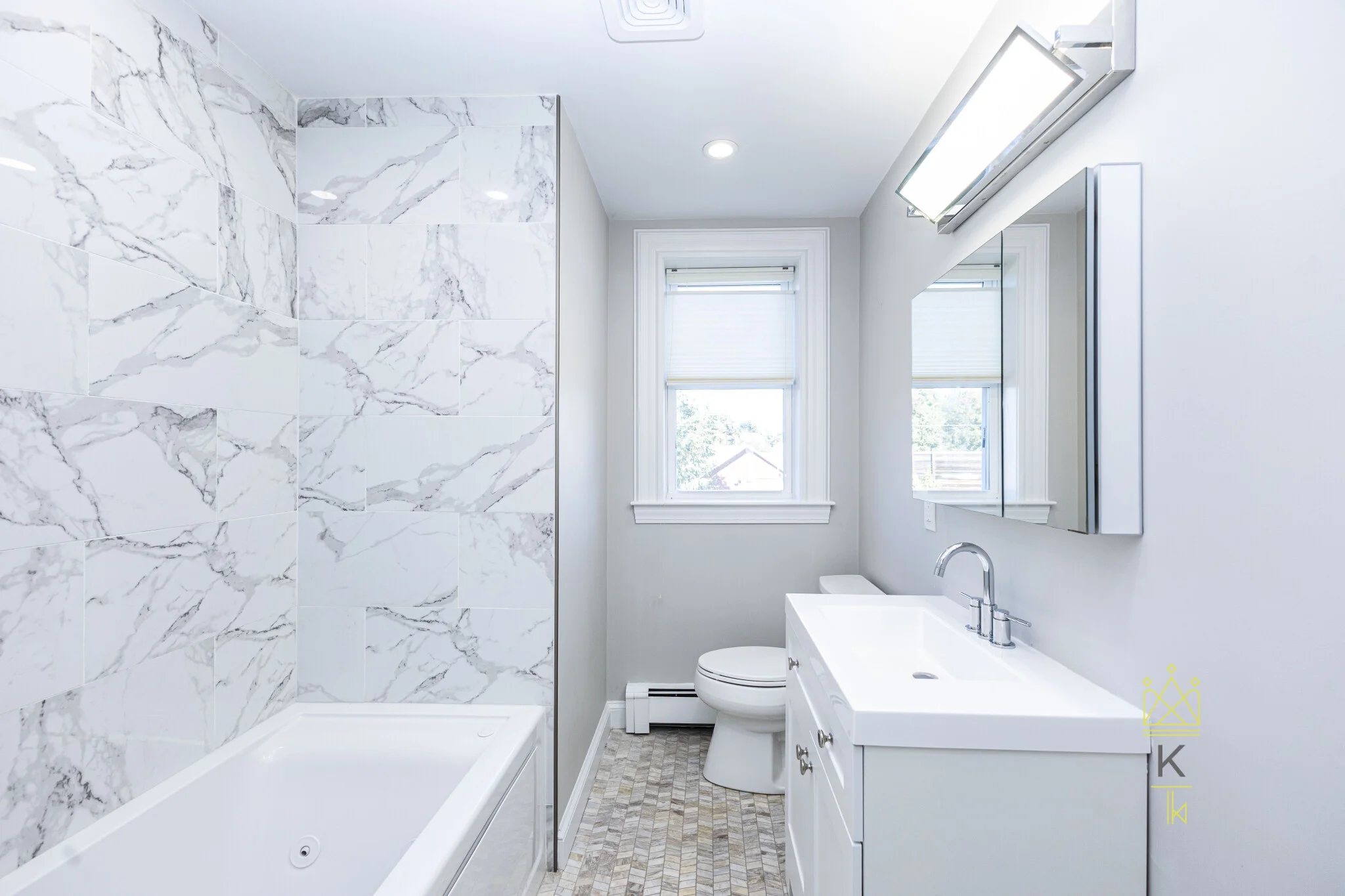 85 Regent St, Roxbury