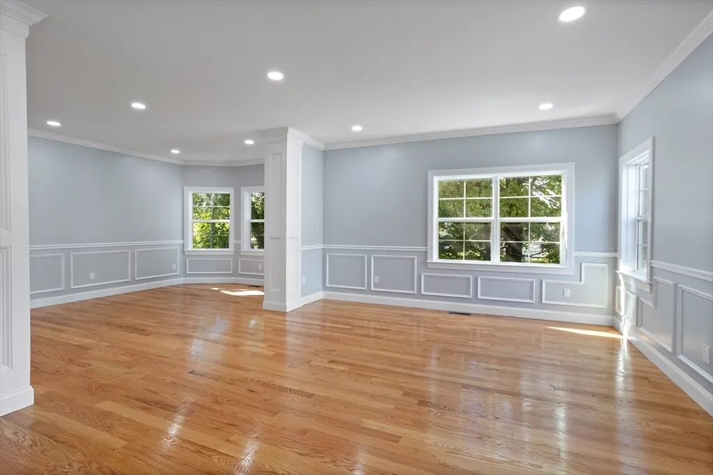 98 Carroll St, Watertown