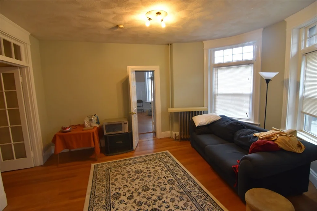 1887 Beacon, Brookline