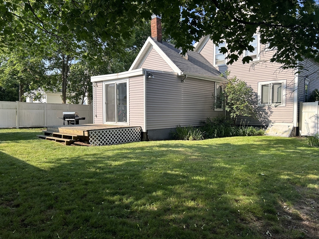 61 Stetson St, Whitman