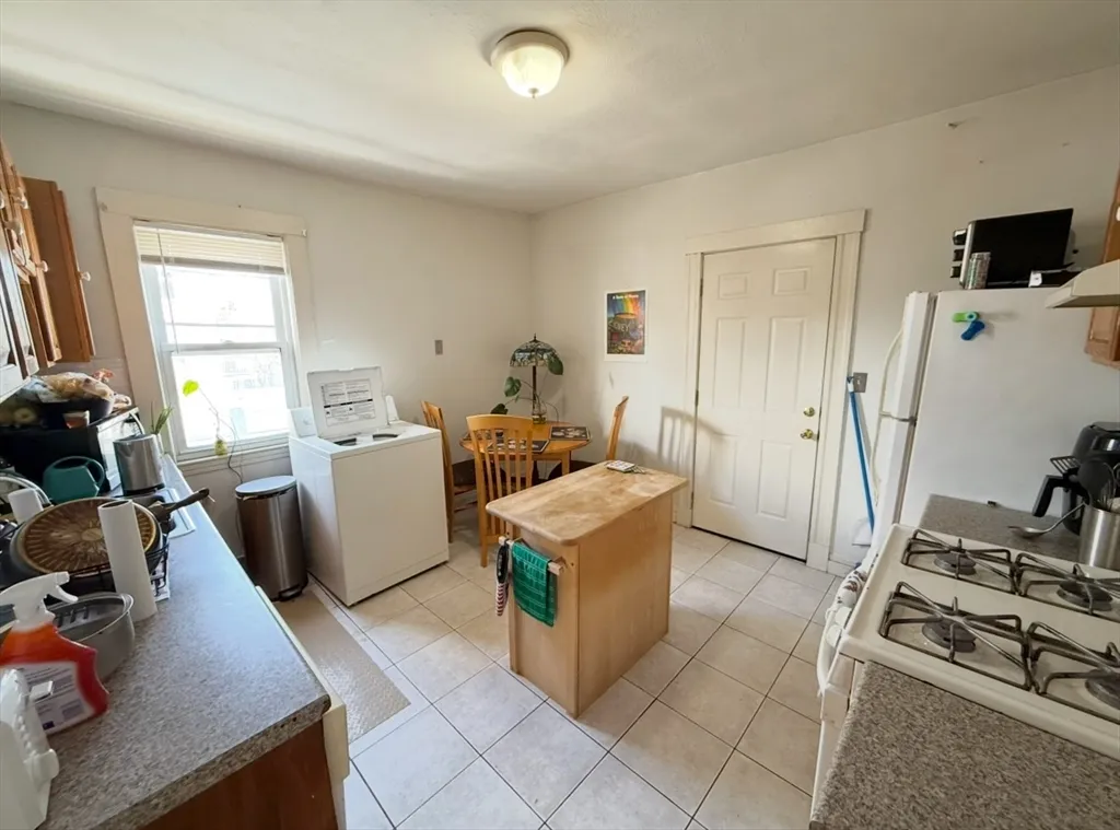 50 Conwell Ave, West Somerville