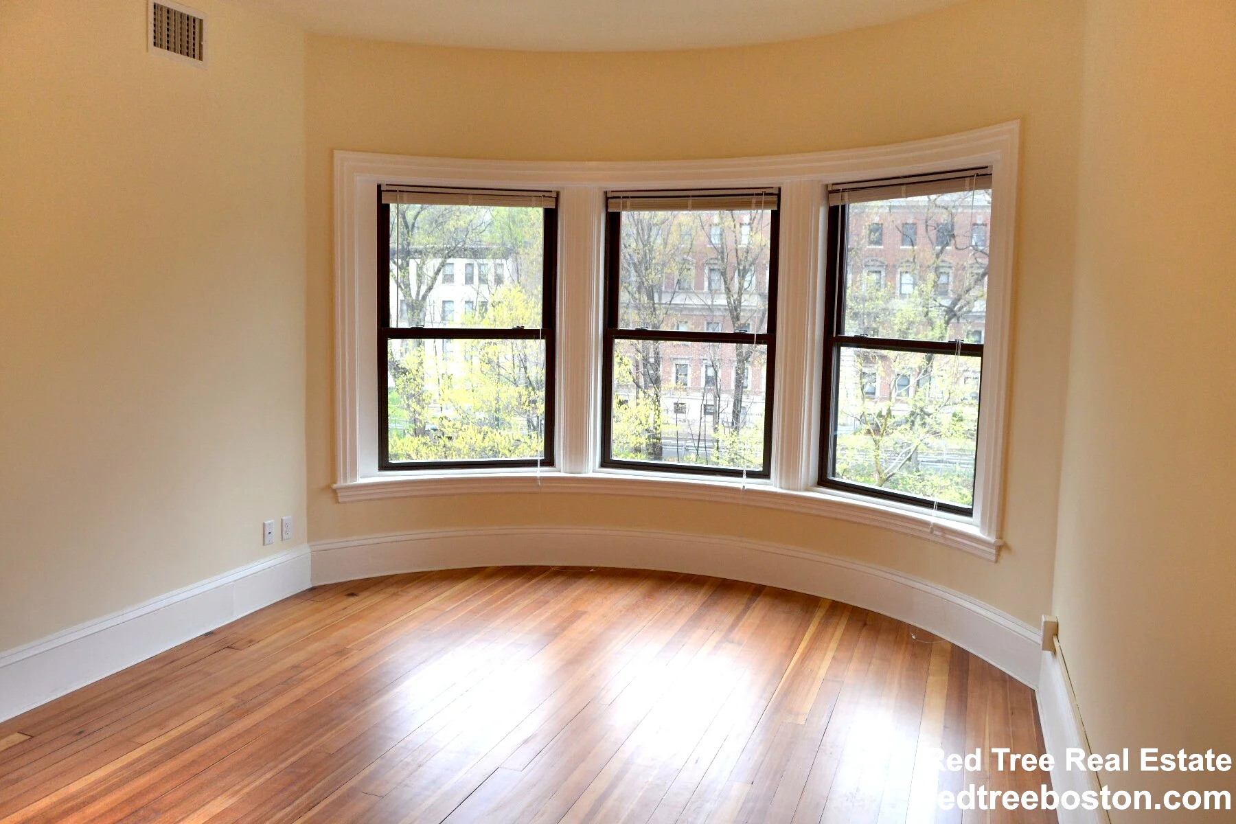 1463 Beacon St, Griggs Park