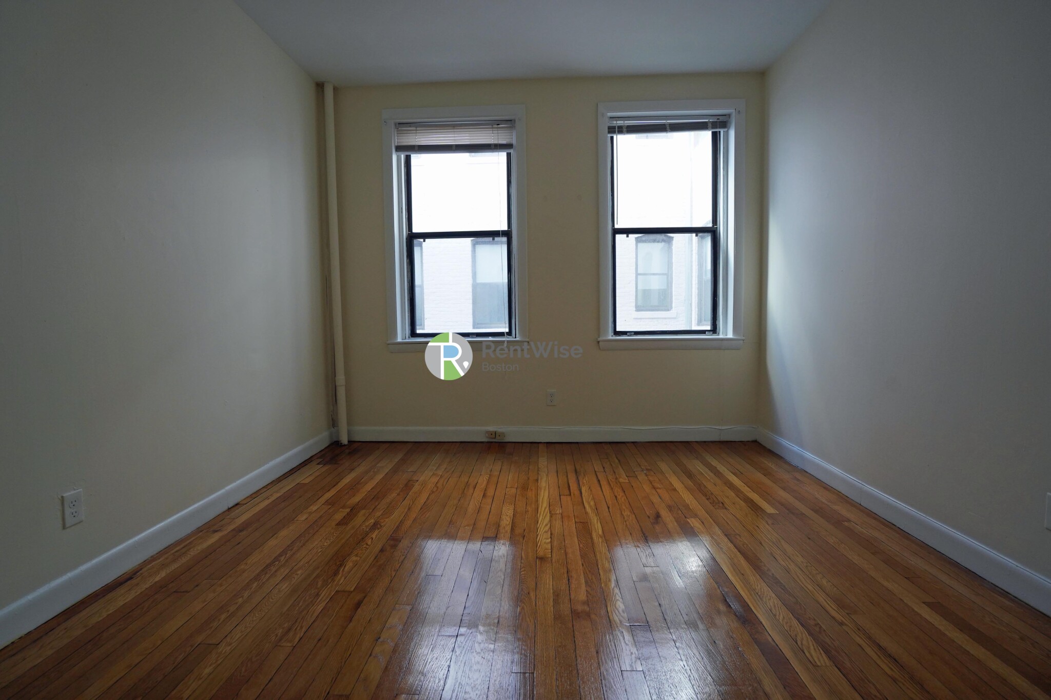 1137 Commonwealth Ave, Brighton