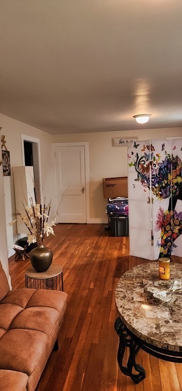 32 Roger St, Southbridge