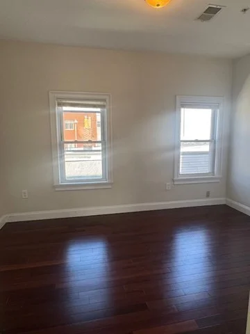 290 Broadway, Winter Hill