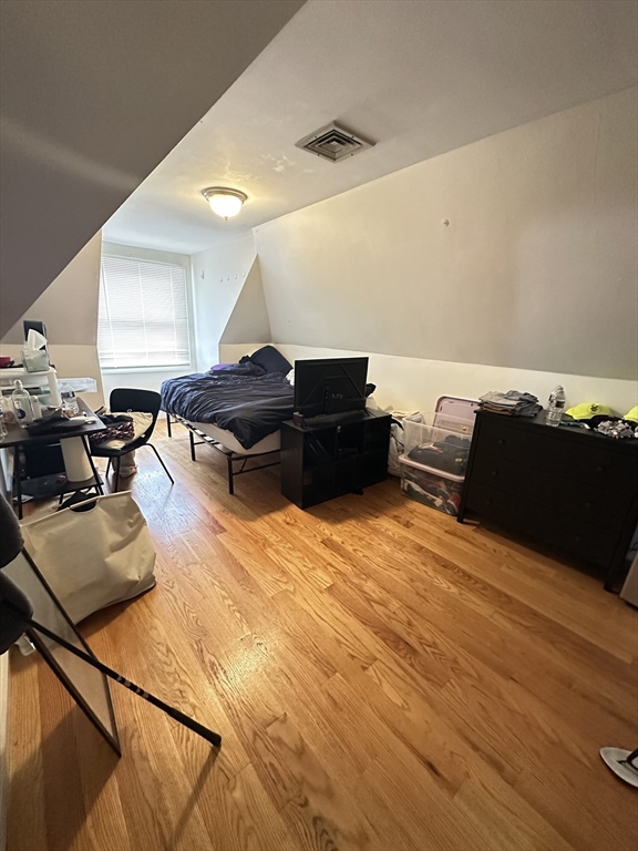 27 Orkney Rd, Brighton