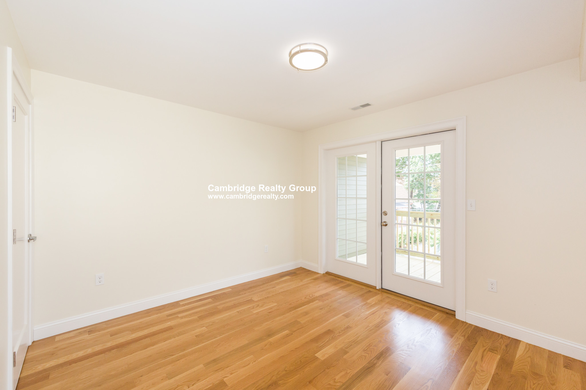 217 Arlington St, West Medford