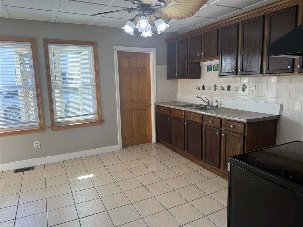 406-408 Court St, Plymouth