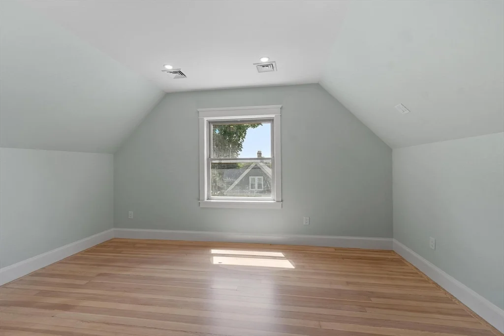 61 Warren St, West Medford