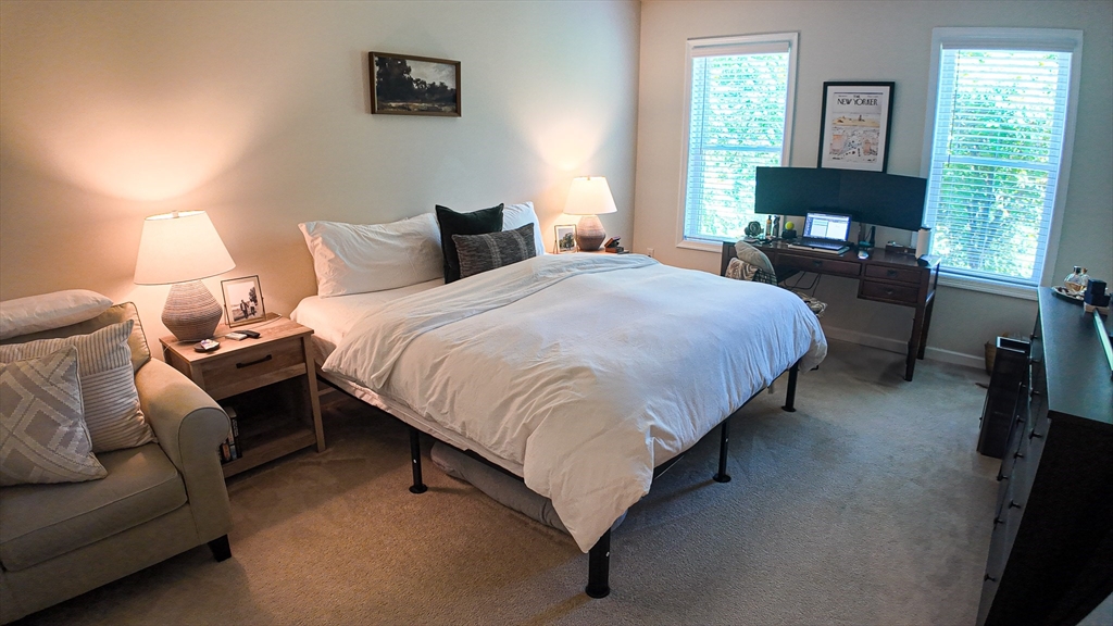 90 Trotter Rd, Weymouth