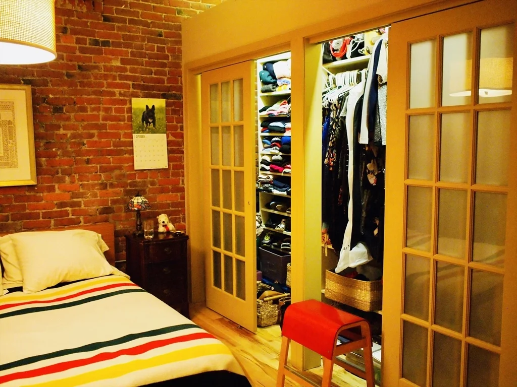 11-21 Wormwood, Seaport District