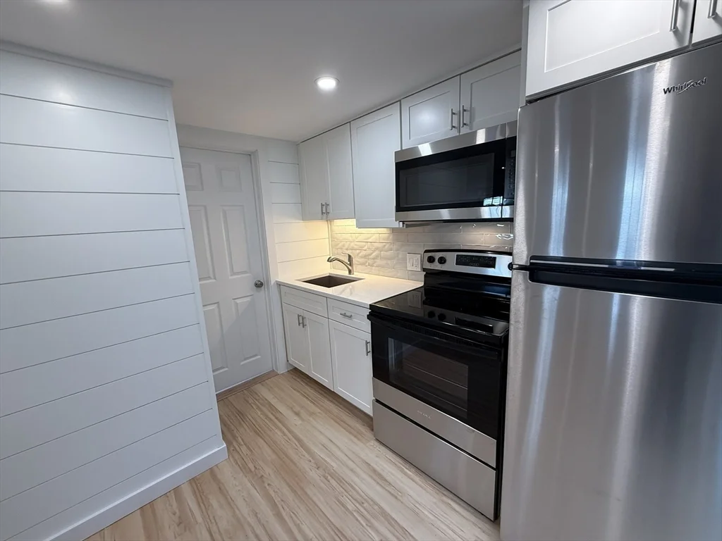 68 Post N Rail Ave, Cedarville