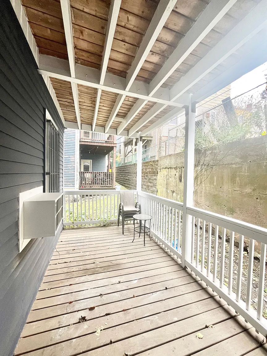 180 Hillside St, Mission Hill