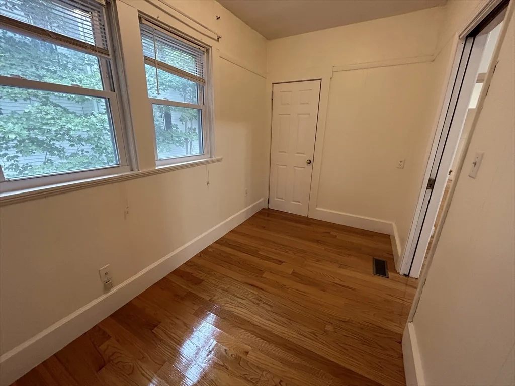 125 Spring St, Medford